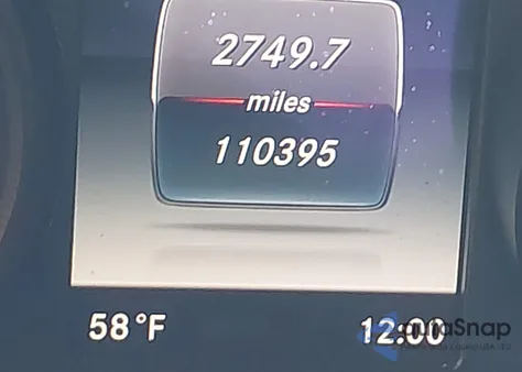 2015 Mercedes-Benz C 300 4Matic/Luxury 4Matic/Sport 4Matic z USA, uszkodzony, nr VIN 55SWF4KB1FU034987